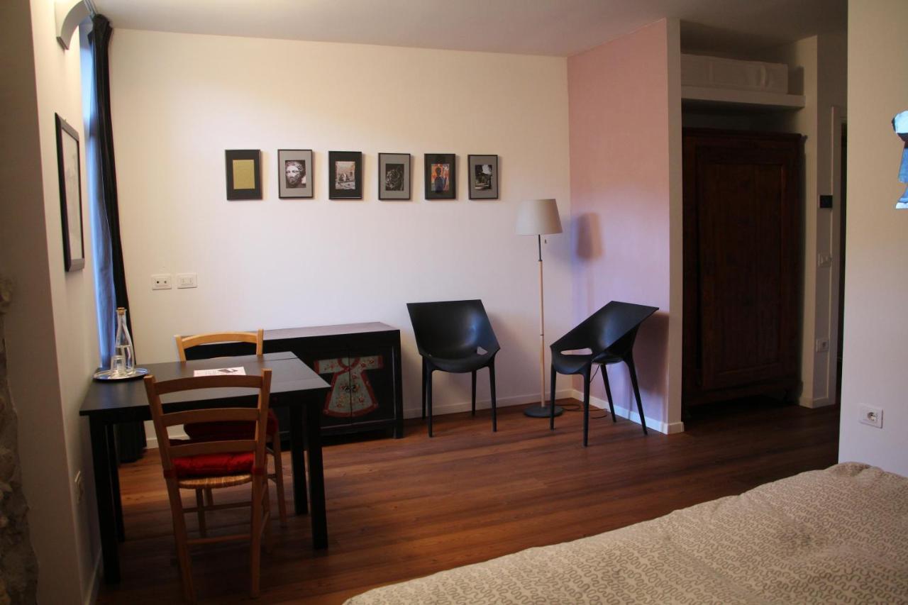 La Piazzetta Di Canale B&B Tenno Bagian luar foto