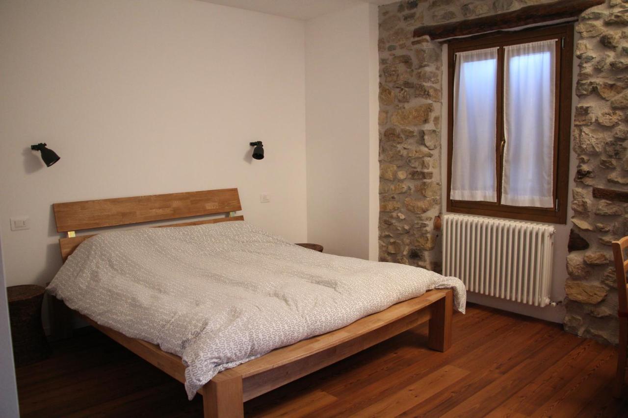 La Piazzetta Di Canale B&B Tenno Bagian luar foto